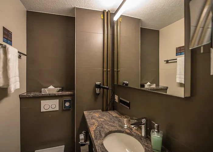 Alexander Old Town 2*