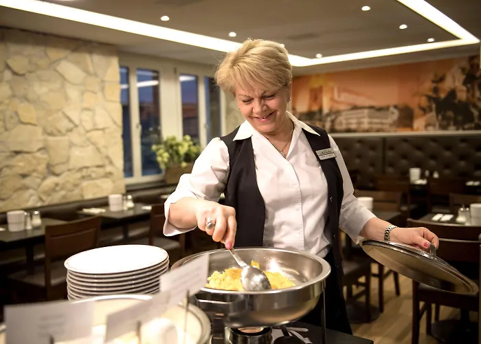 Gasthof Alexander Old Town 2*