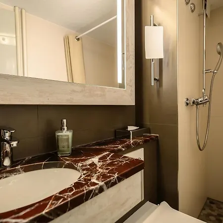 Alexander Old Town بيت ضيافة زيورخ