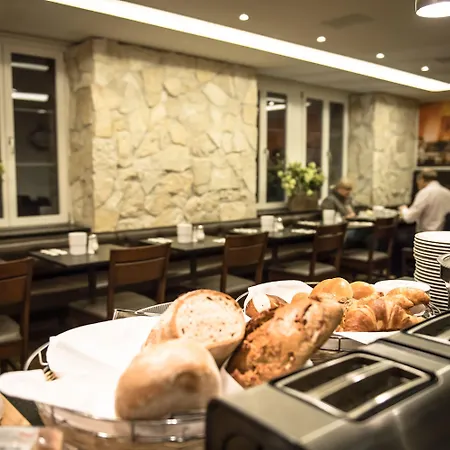 بيت ضيافة Alexander Old Town 2*