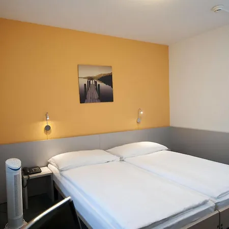 Pensionat Alexander Old Town 2*