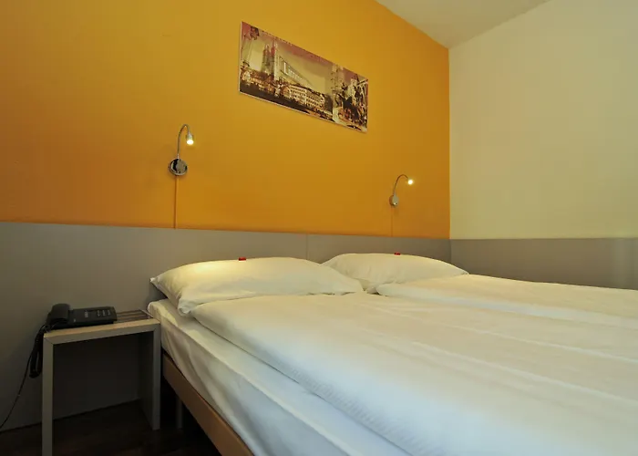 Guest house Alexander Old Town 2*