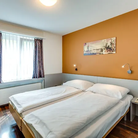 Alexander Old Town 2* Zurich