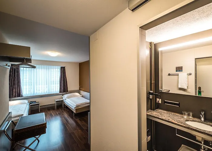 בית הארחה Alexander Old Town